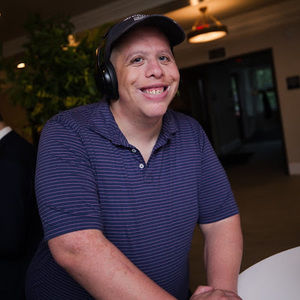 Meet your Posher, Tomer